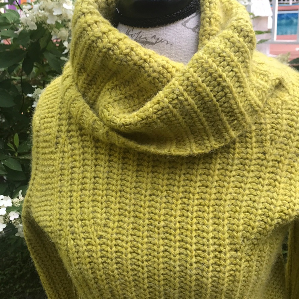 BANANA REPUBLIC ITALIAN YARN CHUNKY KNIT SWEATER S - Picture 2 of 6